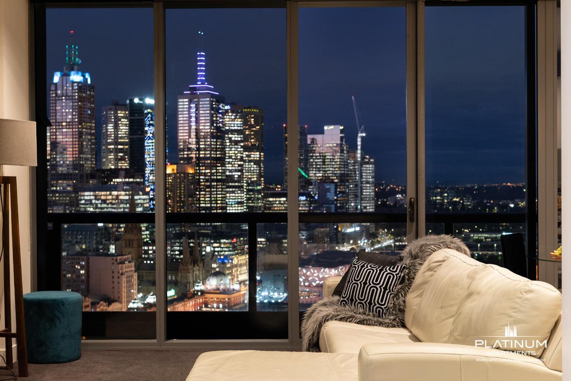 Premier One-Bedroom Apartment Balcony,1698070771:JPEG